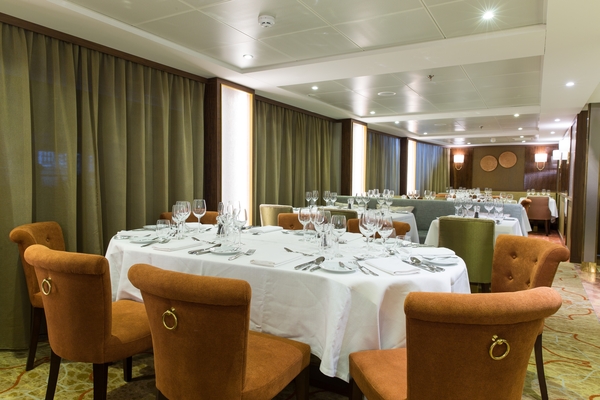 Rivier MS Douro Elegance - Restaurant 1.jpg